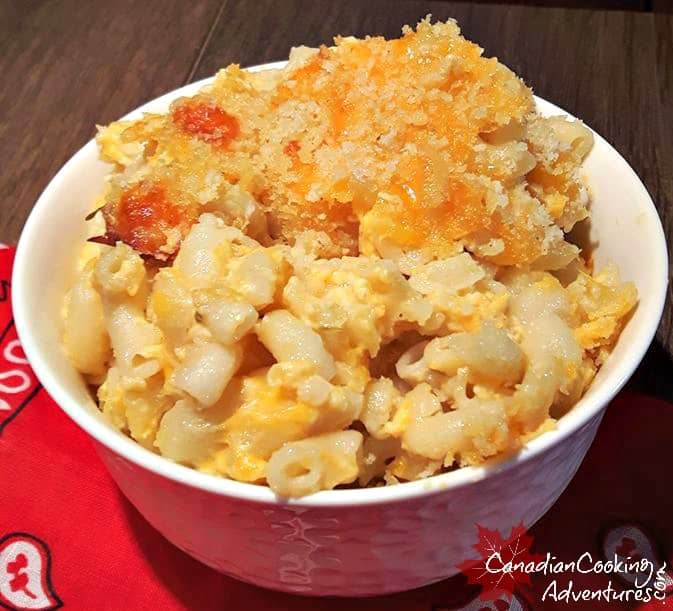 Easy Baked Macaroni and Cheese