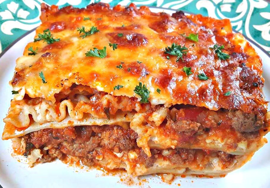 Traditional Beef and Cheese Lasagna