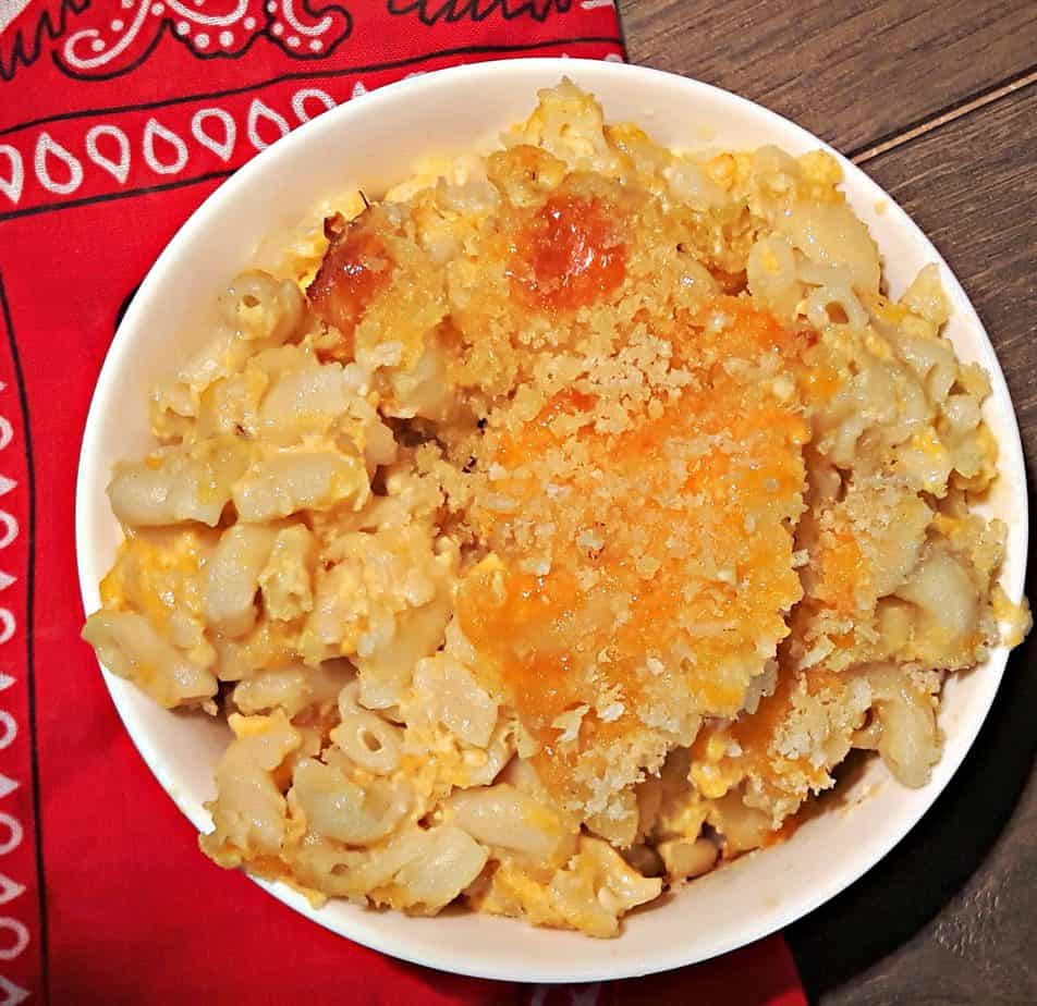 Easy Baked Macaroni and Cheese