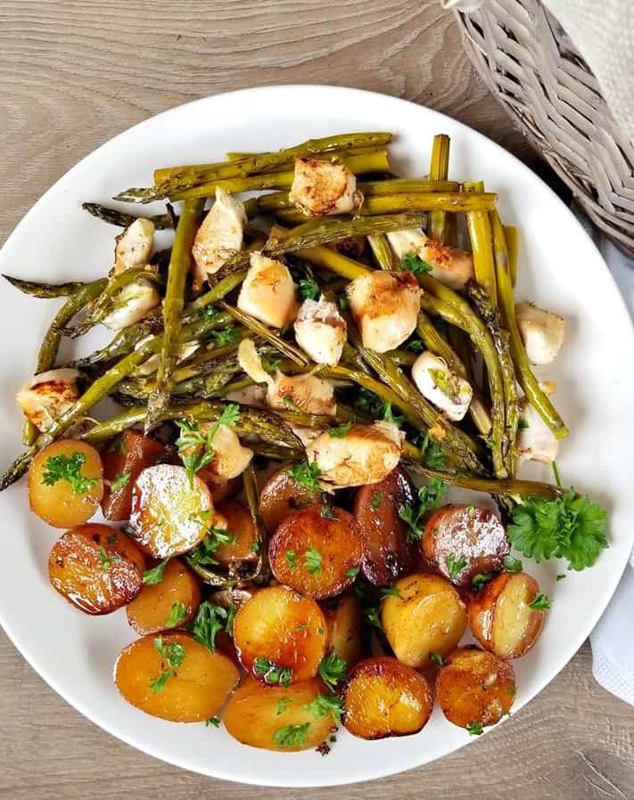 Balsamic Chicken with Roasted Vegetables