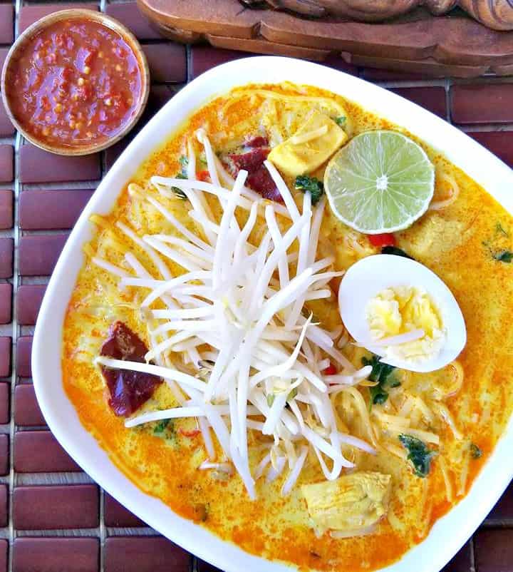 singapore laksa soup