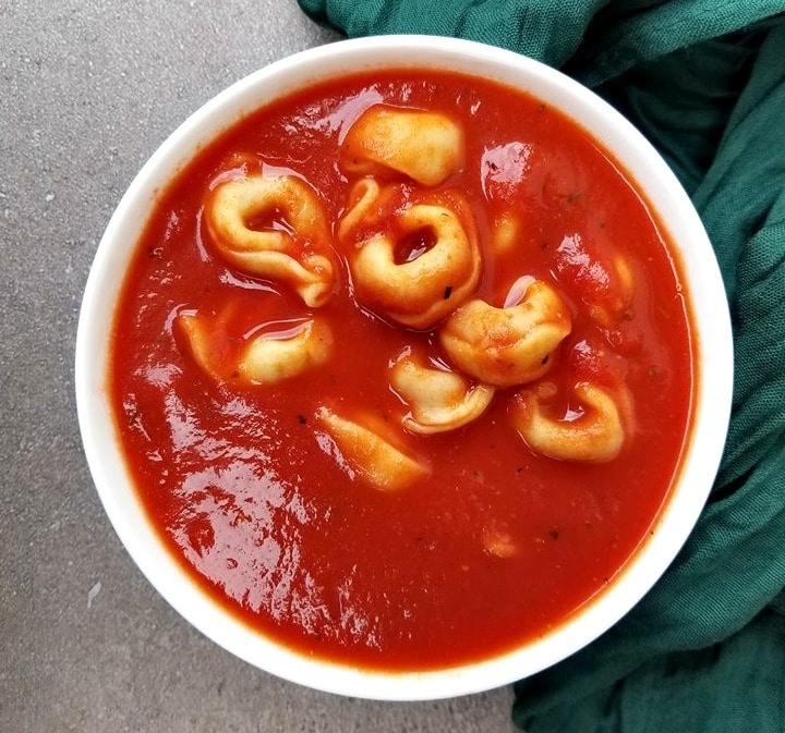 Easy Tomato Tortellini Soup