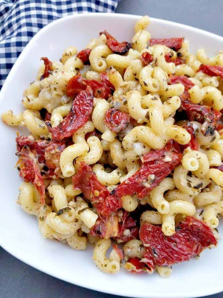 Sun Dried Tomato Pesto Pasta