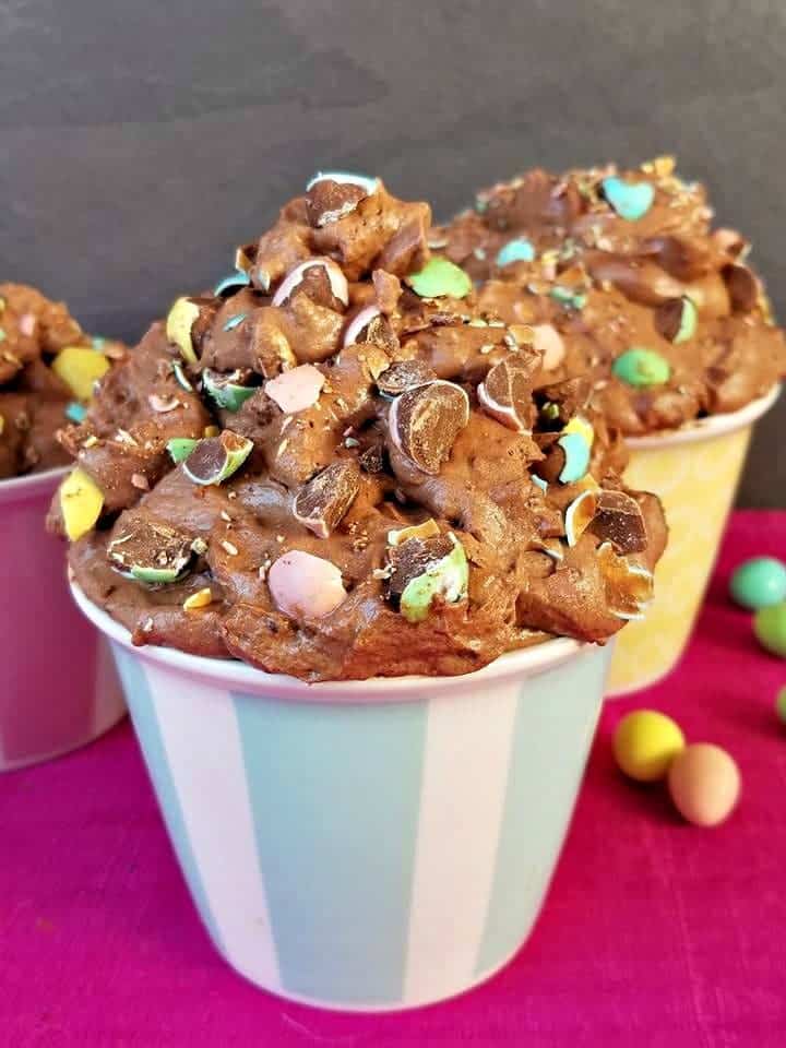 Mini Egg Chocolate Cheesecake Cups