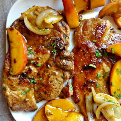 Pork Chops with Maple Syrup and Apples