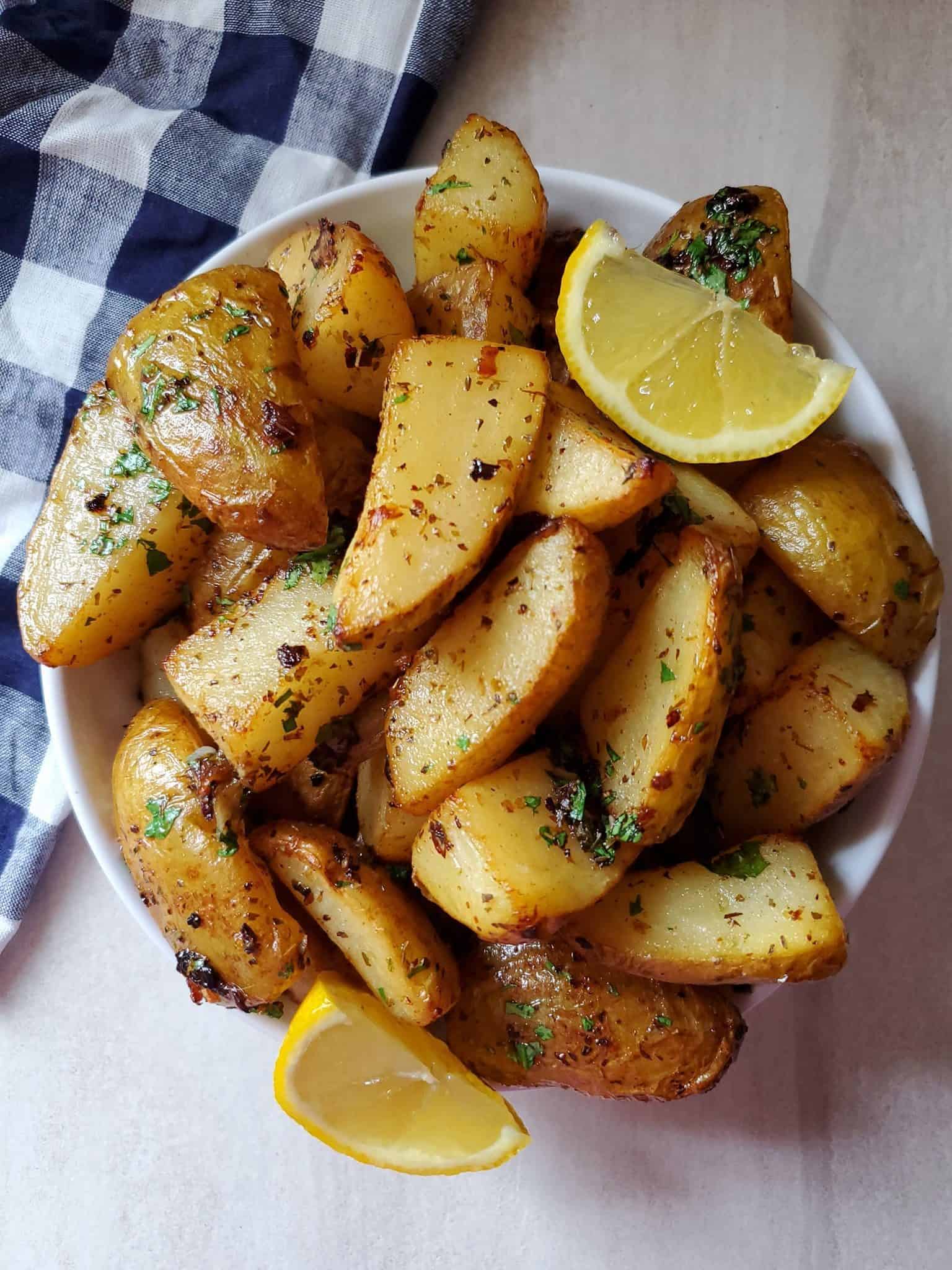 greek style potatoes air fryer        <h3 class=