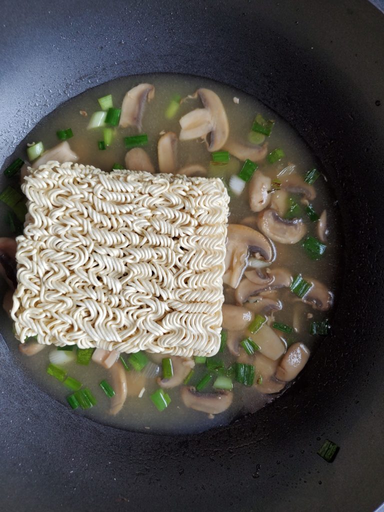 how to make shrimp ramen noodles