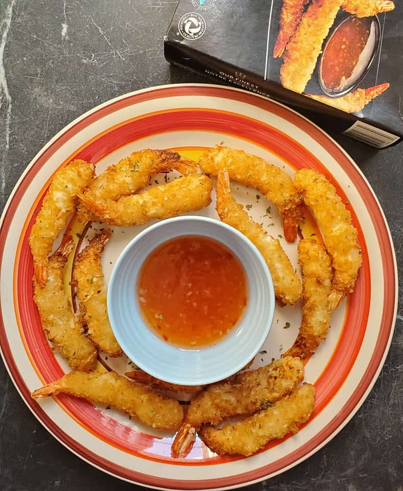Air Fryer Popcorn Shrimp with chili dipping sauce