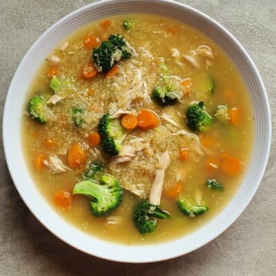 Simple Chicken Quinoa Soup